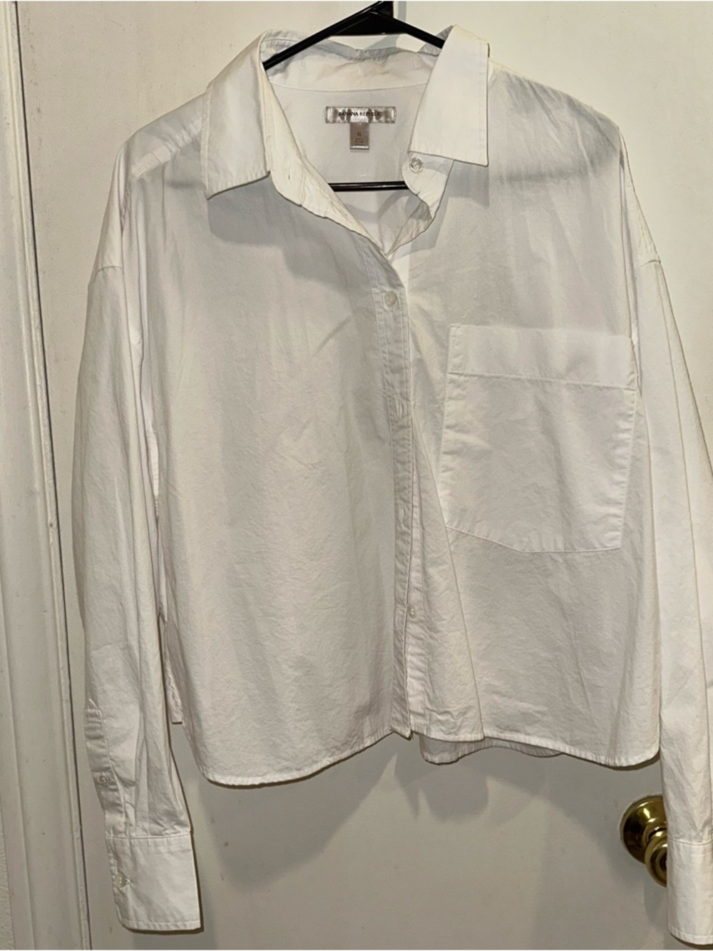Banana republic xl women’s button down white shirt